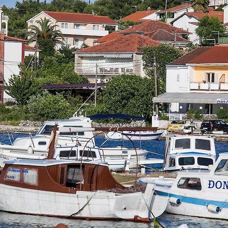 Apartments Kursan Seget Vranjica Zewnętrze zdjęcie
